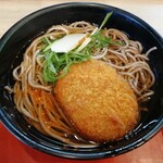 麺家 - コロッケそば。そばが、ちょい良いめのそばでした。コロッケもおいしい。