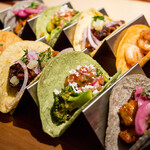 LAS DOS CARAS MODERN MEXICANO Y TACOS - 