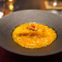 4000 Chinese Restaurant - クエに上海蟹の餡かけ