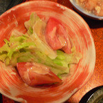 いけす料理 魚伊智 - サラダ、なかなか美味。