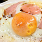 有限会社桝屋酒店   - ハムエッグ