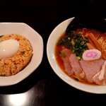 牟岐５５ラーメン - 白湯そば+玉子炒飯
