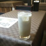 ビクラム - カルーアラッシー　350円　甘い！