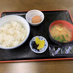 あおき屋食堂 - たまごかけごはんセット（税込¥280-）
            ご飯おかわり&大盛り無料。