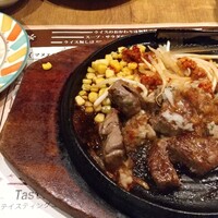 マヌエル タスカ ド ターリョ 丸の内店 - 