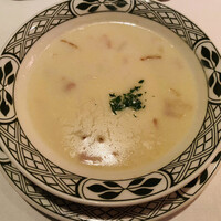 ロウリーズ・ザ・プライムリブ 恵比寿ガーデンプレイス店 - 