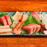 御食事処 なかや - 全て地のもの☆ 左から　やがら　すまがつお　すずき
            甘エビ　鰤　シメサバ　タコ　イカ