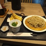 そばと酒と天ぷら 素や - 