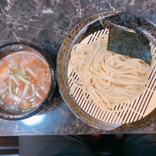大阪駅前第2ビル内でおすすめの美味しいラーメンをご紹介 食べログ 大阪駅前第2ビル内でおすすめの美味しいラーメンをご紹介 食べログ