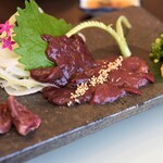 とん唐てん - 一黒軍鶏レバー刺身