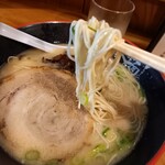 麺達本店 - 麺リフト