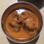 インド・ネパール料理 ライノ - バターチキンカレー。あまり甘くない。