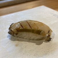 豊鮨 - 活アワビ