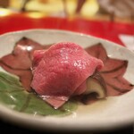 Miyoshi - 近江牛のサーロインをしゃぶしゃぶで。椎茸の味が広がる出汁で。いつもこの出汁は飲み干してしまう。絶品の出汁！