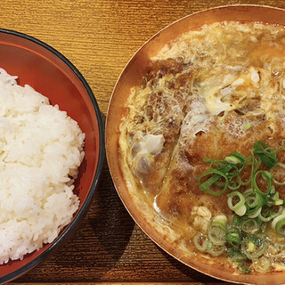 お一人様ok 西梅田駅でおすすめのかつ丼 かつ重をご紹介 食べログ