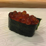 鮨 大門 - 最高のイクラ軍艦