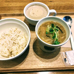 Soup Stock Tokyo - 麹味噌とがんもどきの和風スープ　カフェオレ