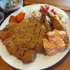 プラチナ食堂 - 料理写真:とんかつ＆エビフライ