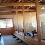 手打ちそば みやかわ - 10席２０人で一杯