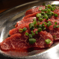 焼肉ホルモン 稲田 - 赤身刺し