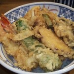 天ぷら きよし - ランチ天丼 900円(税込)