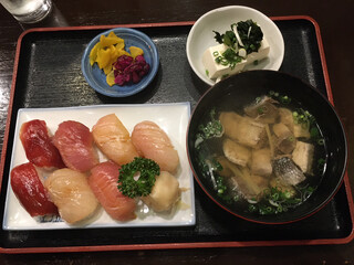 新小岩で昼飲み 立ち飲みから大衆酒場までオススメ6選 食べログまとめ 新小岩で昼飲み 立ち飲みから大衆酒場までオススメ6選 食べログまとめ