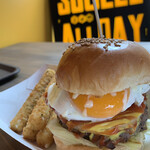 スージーズ ドライブイン 河口湖店 - 