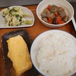Saisai Shokudou - ブロッコリーのオーブン焼き、筑前煮、卵焼き、ごはん大