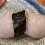 すしの磯浜 - 帆立