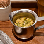 旧ヤム鐵道 - 【あいがけカレー@920円】ルゥポット：桃のイエロータイカレー