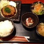 升屋 - 升屋オリジナル パーキングステーキ
  和風おろし 880円