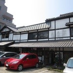 Hayamegawa - 茶房の入口（駐車場）