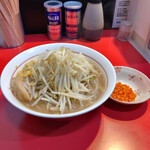 千里眼 - ラーメン 麺120g ニンニク・ショウガ・カラアゲ別皿で 780円
