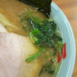 家系ラーメン 近藤家 - ほうれん草