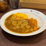 カレーハウス ＣｏＣｏ壱番屋 - 料理写真:チキンカツチーズ200㌘ スクランブルエッグ☆