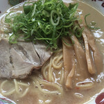 天下一品 - スープはめっちゃこってりになった！(家麺)