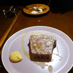 ニド・カフェ - 鴨と鹿のテリーヌ