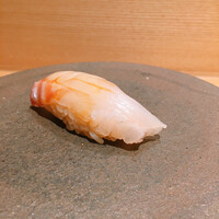 築地青空三代目 丸の内 - クエ