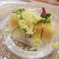 Grand rocher - ズワイ蟹と甘エビ、みかん・ライムのシート　11月なのに真夏日の中、とても清涼感のある嬉しい一皿