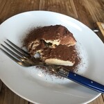 커피&비어 비 브릿지 - 작은 디저트 티라미수