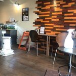 커피&비어 비 브릿지 - 매장 내부