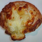 パン屋 Bocca - オニオンチーズのポテトフォカッチャ