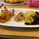 レストラン泉屋 - Cセットのビーフシチュー・カキフライ・ホタテベーコン巻き