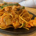 レストラン泉屋 - 海の幸スパゲティトマト味
