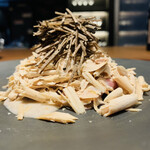 ラ カンロ - ⑤【Rossini：和牛、フォアグラ】
      ★ ローストビーフ+仏茸（トランペット、ジロール）のサラダ+フォアグラテリーヌ削り+トリュフの冷製ロッシーニ