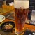 炉ばた煉瓦 - ドリンク写真:琥珀エビスビールとお通しの松前漬け