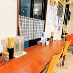 Chuukasobakazushino - これだけ見ると普通のラーメン屋のカウンターです！