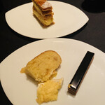 ガストロノミー ジョエル・ロブション - カフェとミニャルディーズ