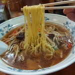 かぶちゃん食堂 - 広東麺 麺リフト