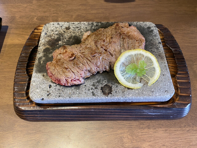 溶岩焼ステーキ お肉のせごはん Meat Thousand 藤が丘 ステーキ 食べログ